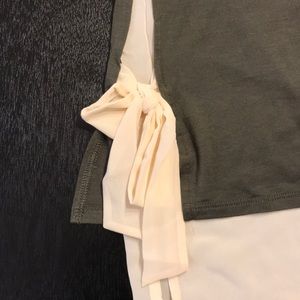 LC Lauren Conrad Tops - Lauren Conrad size Small 3/4 sleeve shirt LC Lauren Conrad Tops - Lauren Conrad size Small 3/4 sleeve shirt